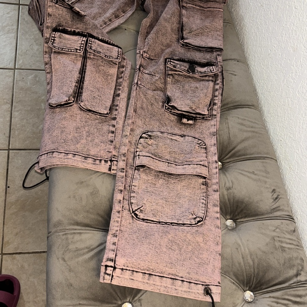 Fashionnova women’s distressed Pink Cargo Jeans - Picture 3 of 5